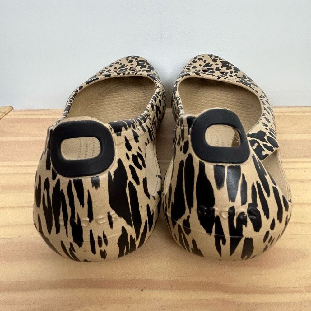 Women’s Crocs Size 10 Kadee Animal Print Leopard Slip-on Ballet Flat Shoes - Picture 6 of 9